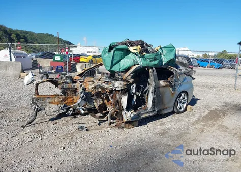 2013 BMW 550I xDrive из США, поврежденный, VIN WBAFU9C57DDY71094